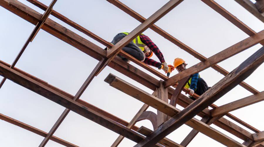 Expert new roof installation services in Centralia, WA